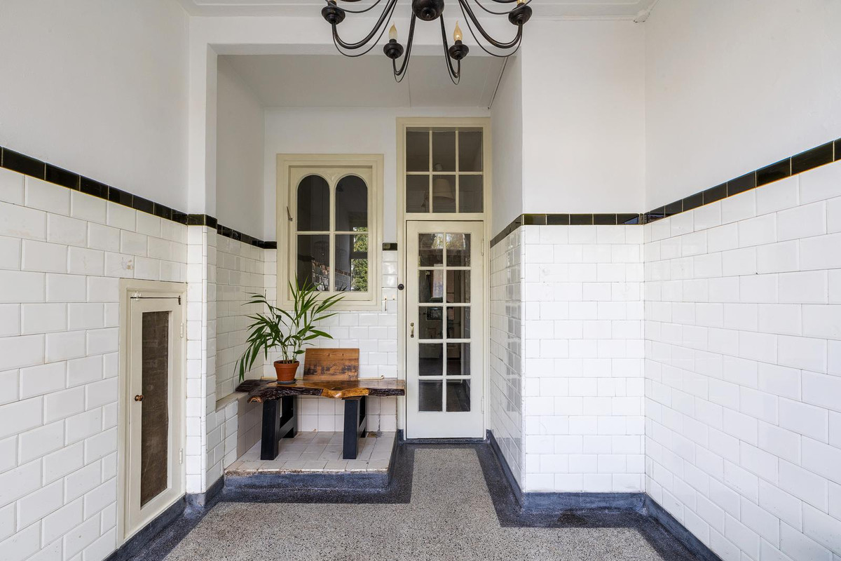 Appartement te koop: Staringplein 20, Arnhem