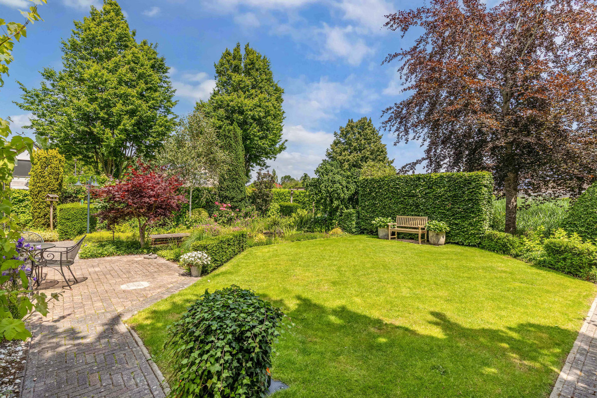 Vrijstaande woning te koop: Opsterland 1, Emmeloord