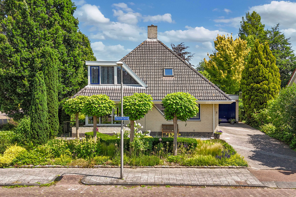 Vrijstaande woning te koop: Opsterland 1, Emmeloord