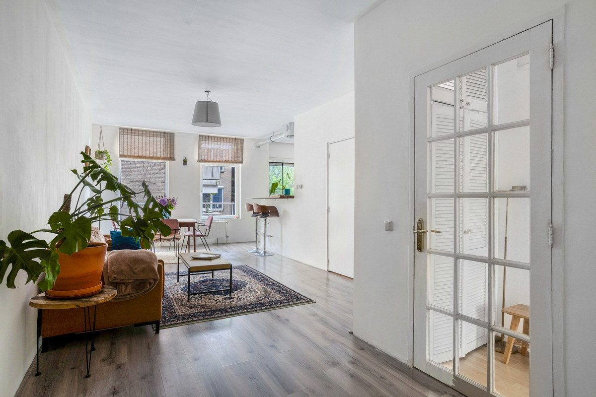 Appartement te koop: Van Oldenbarneveltstraat 146B01, Rotterdam