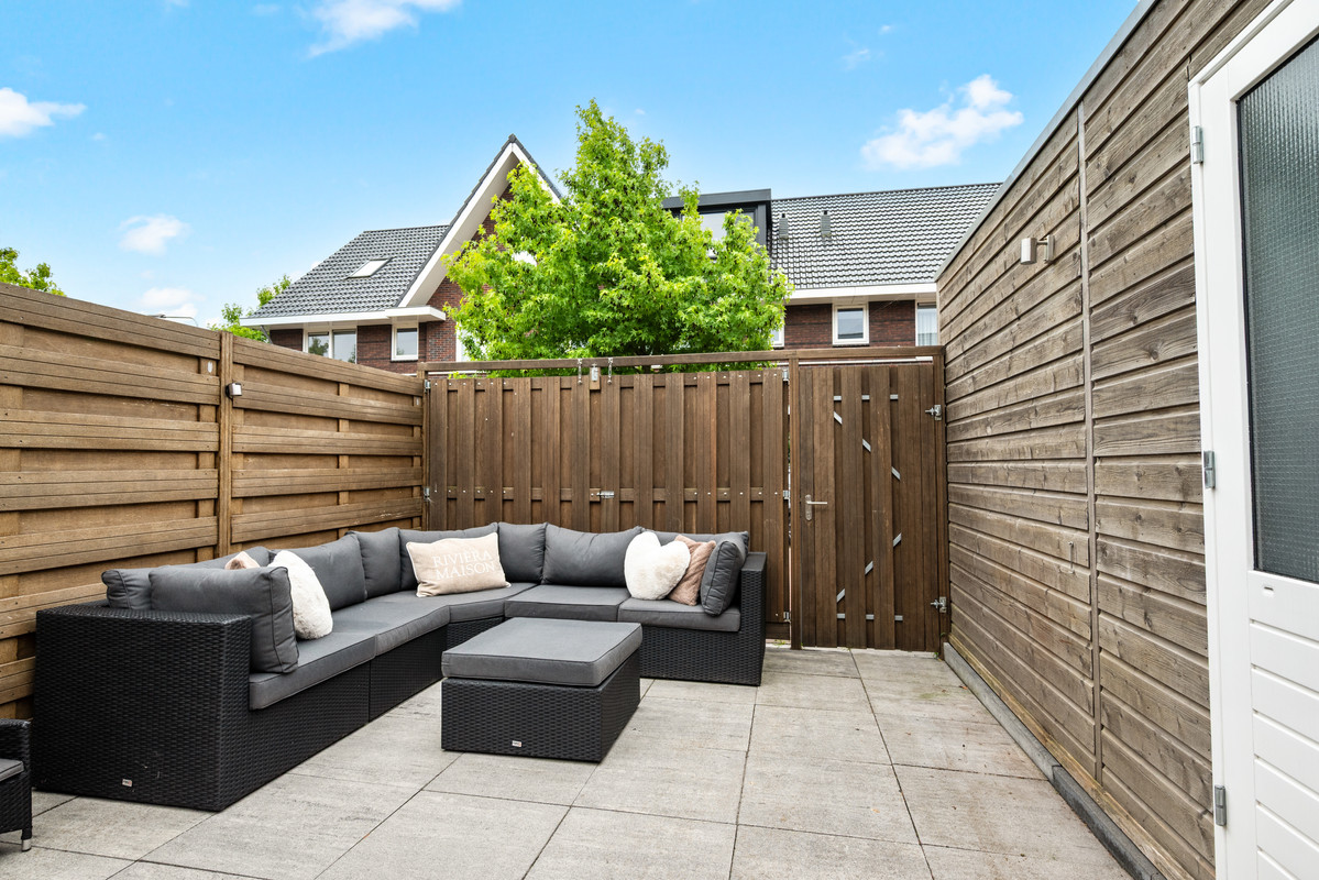 Tussenwoning te koop: Zilverreiger 11, Leimuiden