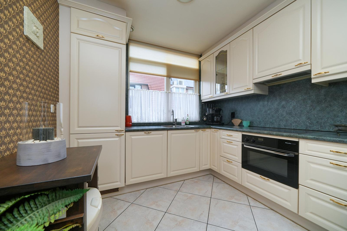 Tussenwoning te koop: Westerflierstraat 5, Rotterdam