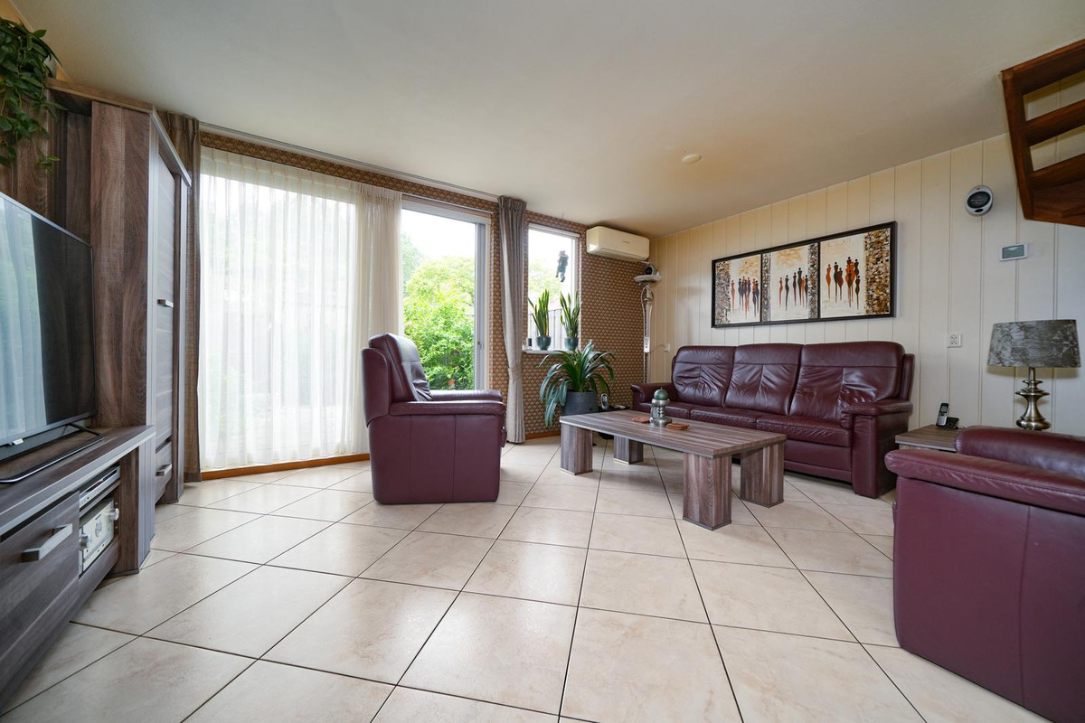 Tussenwoning te koop: Westerflierstraat 5, Rotterdam