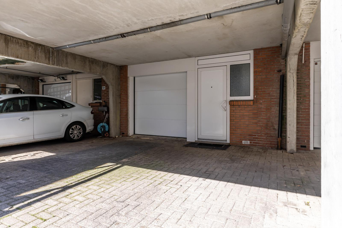 Tussenwoning te koop: Op Gen Hoes 52, Brunssum