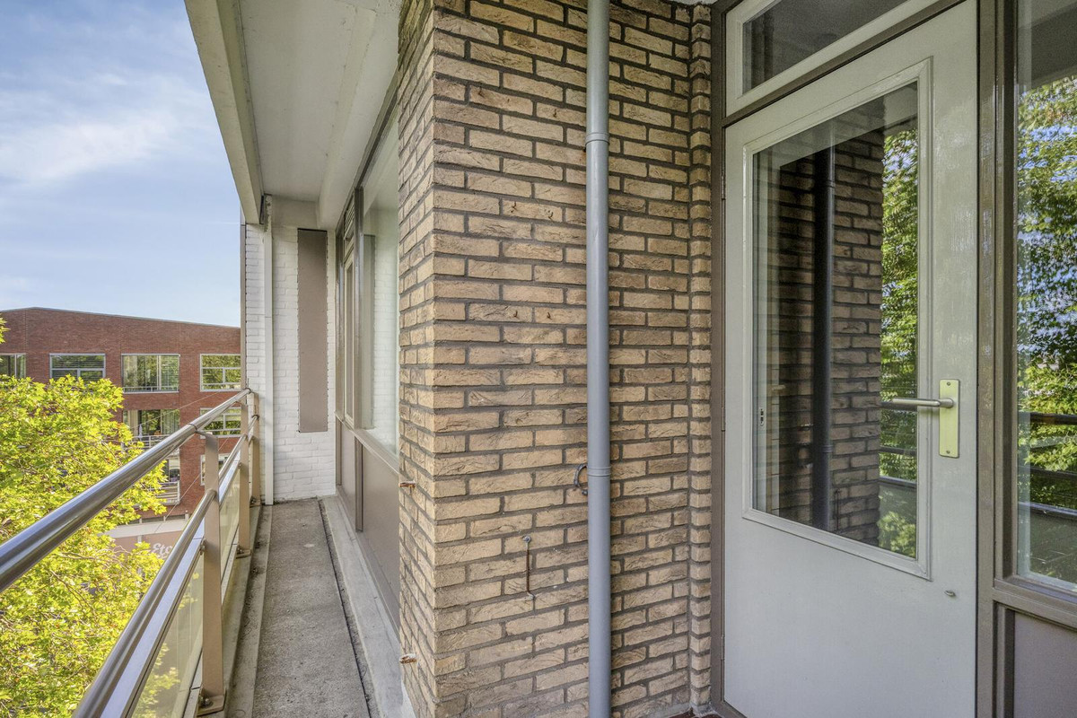 Appartement te koop: Adriaen van der Doeslaan 243, Rotterdam