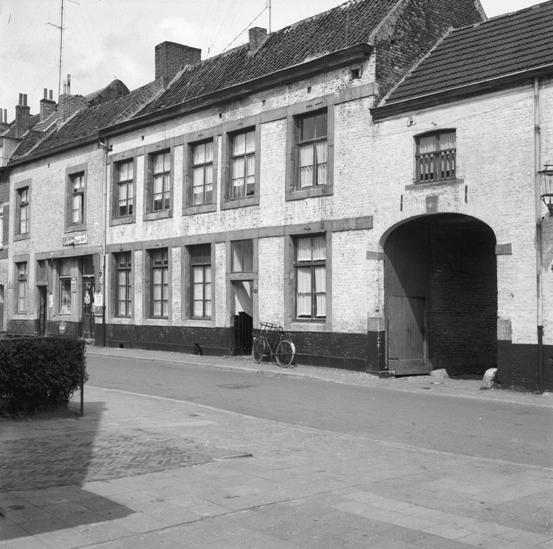 Tussenwoning te koop: Jekerstraat 19, Maastricht