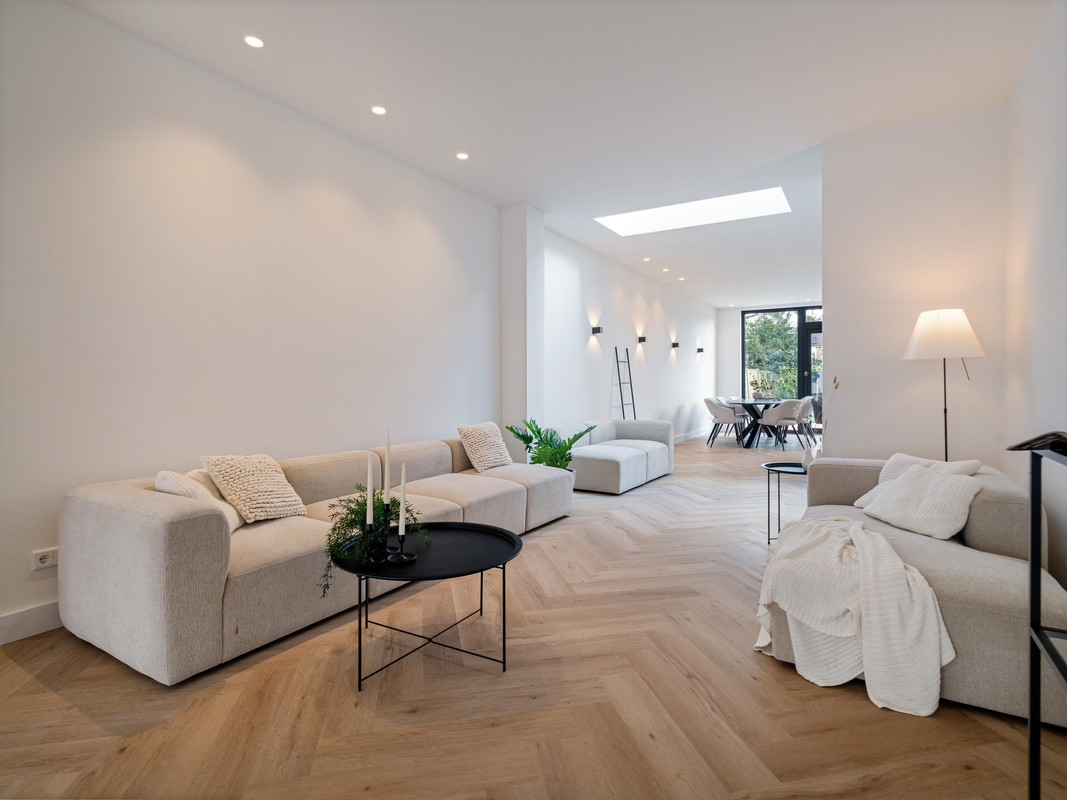Tussenwoning te koop: Rijksweg Zuid 107A, Geleen