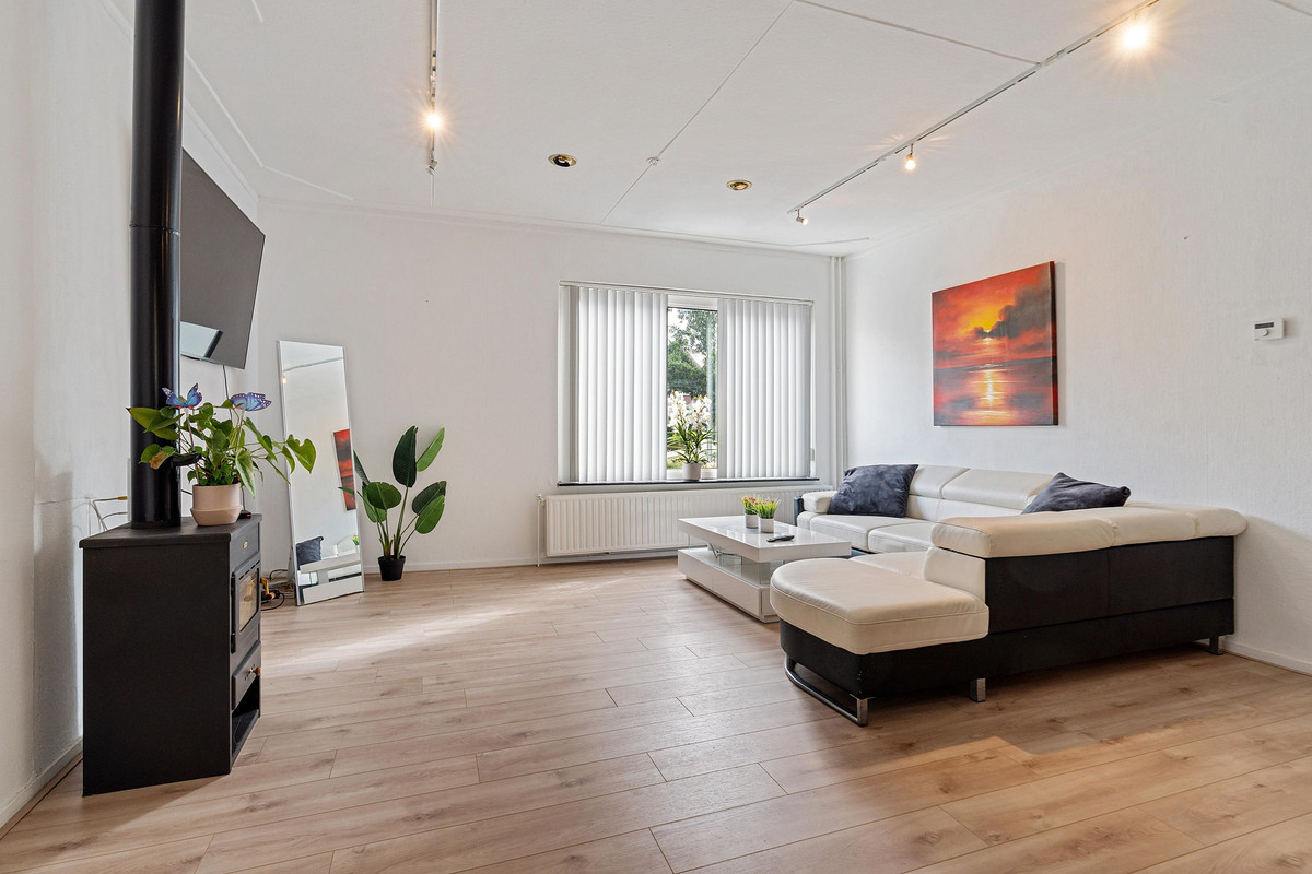 Hoekwoning te koop: Mgr.Nolensplein 20, Eygelshoven