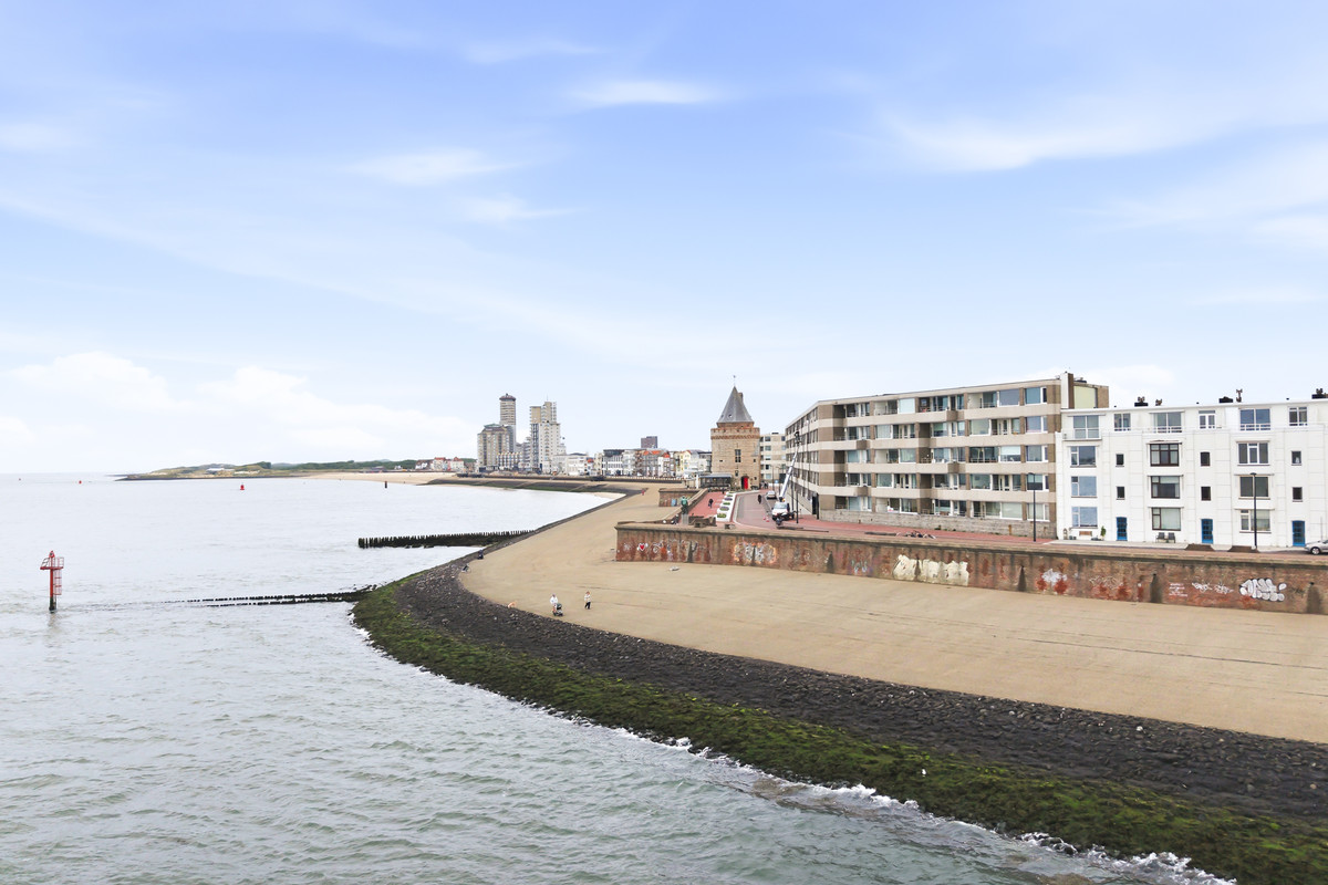 Appartement te koop: Boulevard De Ruyter 152, Vlissingen