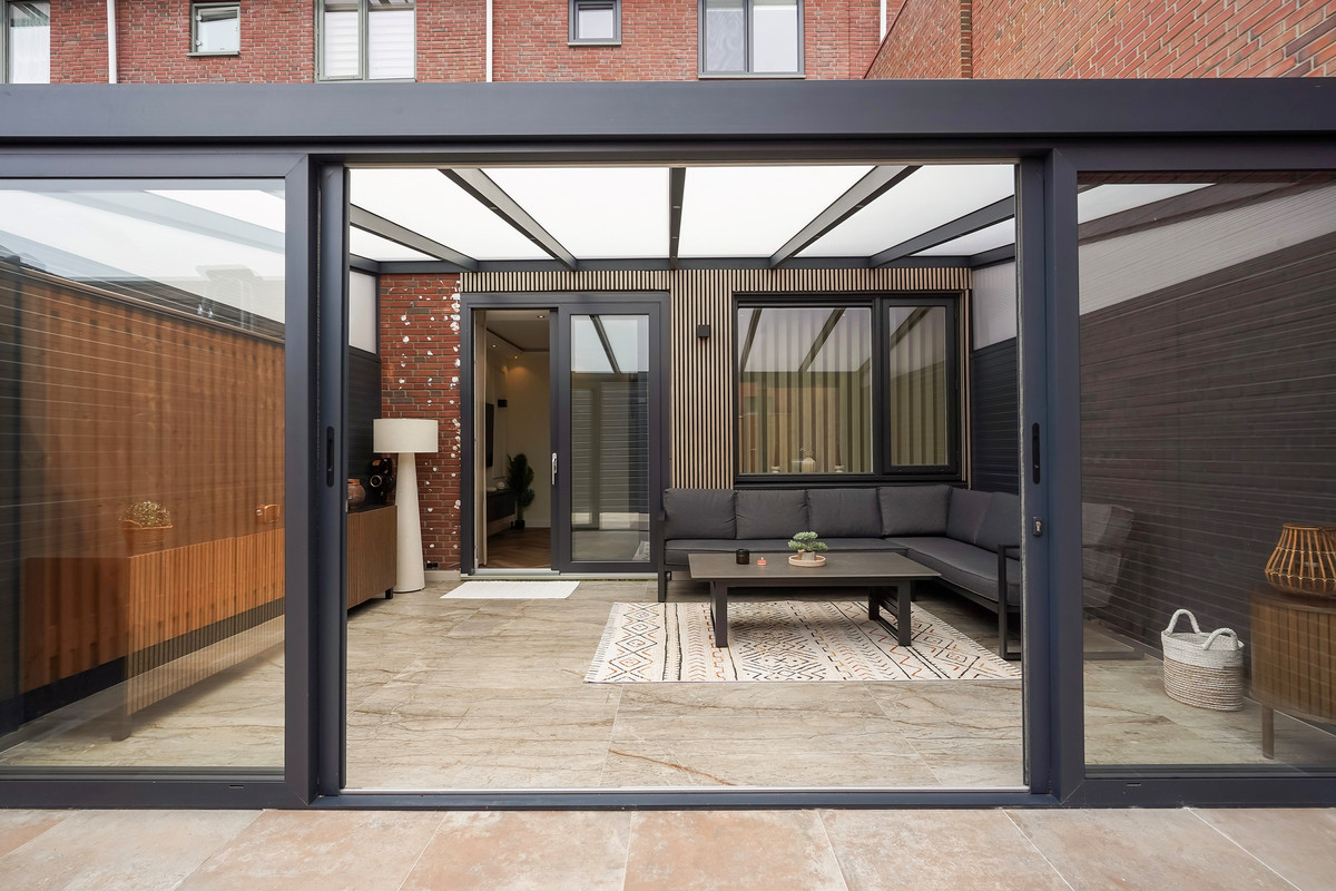 Tussenwoning te koop: Beetsstraat 95, 'S-Gravenhage