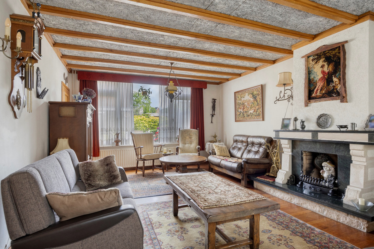 Vrijstaande woning te koop: Schubertlaan 33, Roosendaal