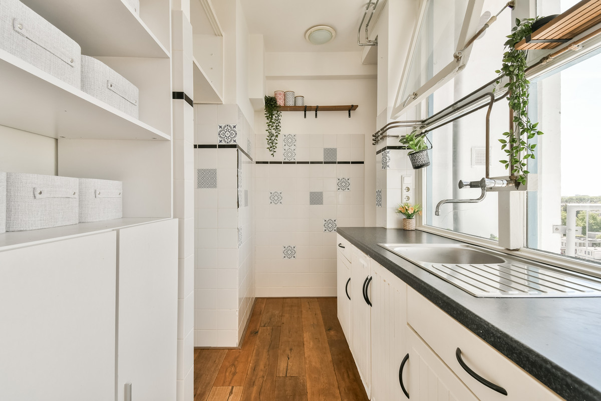 Studio te koop: Harry Koningsbergerstraat 328, Amsterdam