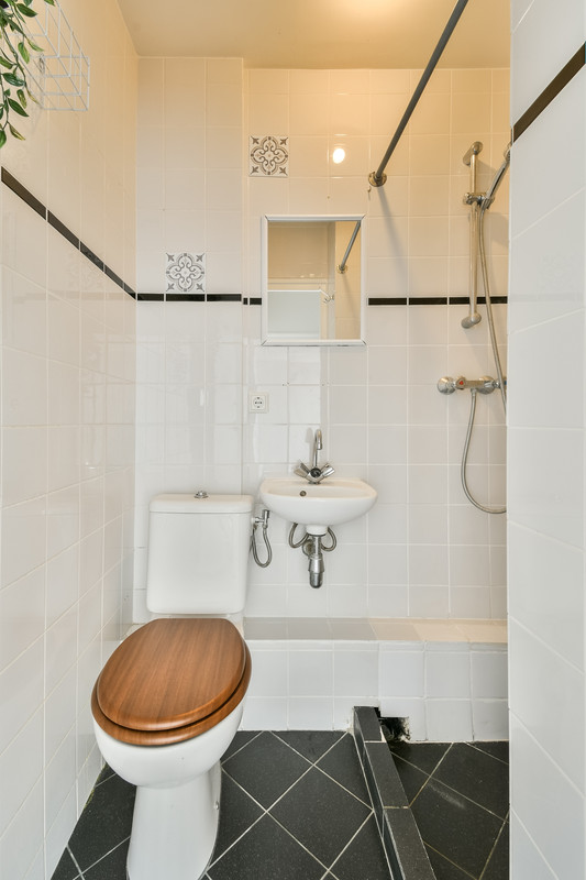 Studio te koop: Harry Koningsbergerstraat 328, Amsterdam