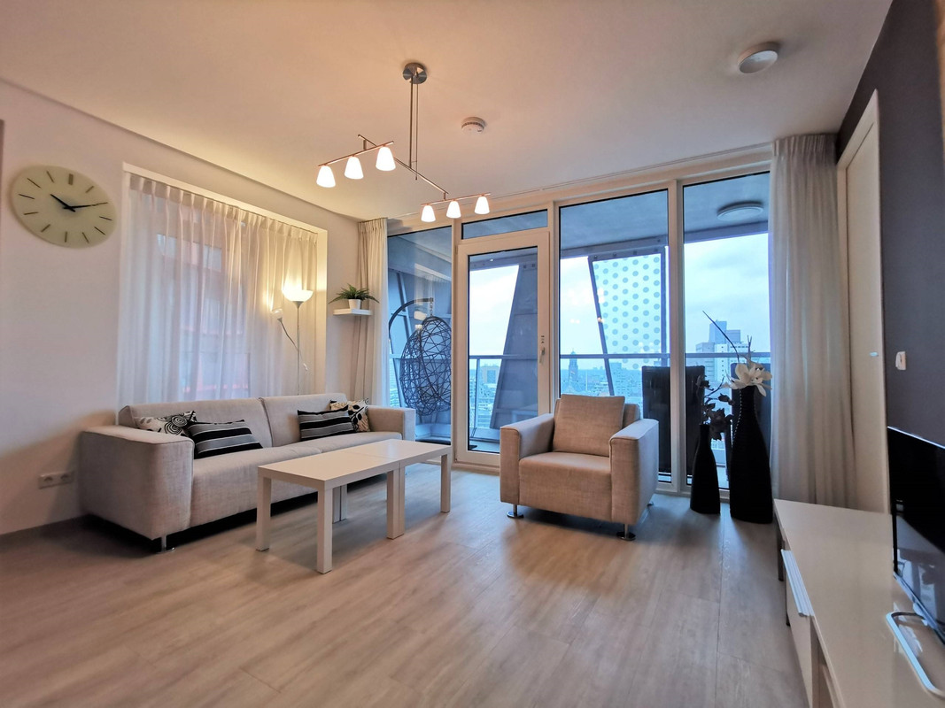 Appartement te huur: Kruisplein 984, Rotterdam