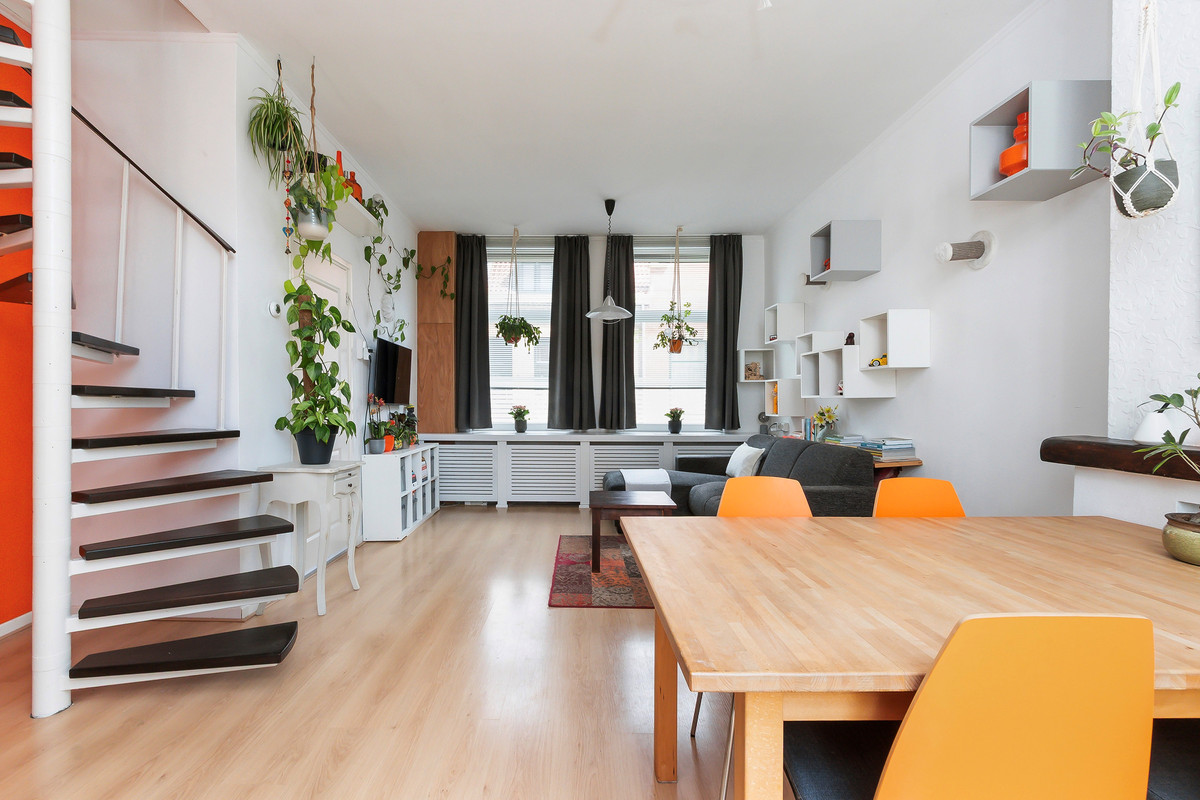 Tussenwoning te koop: Lombokstraat 13, Dordrecht