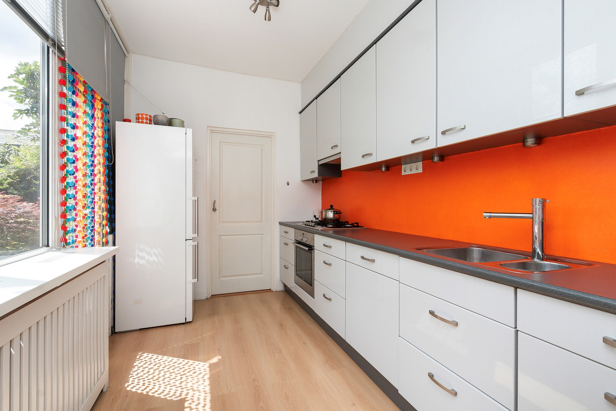 Tussenwoning te koop: Lombokstraat 13, Dordrecht