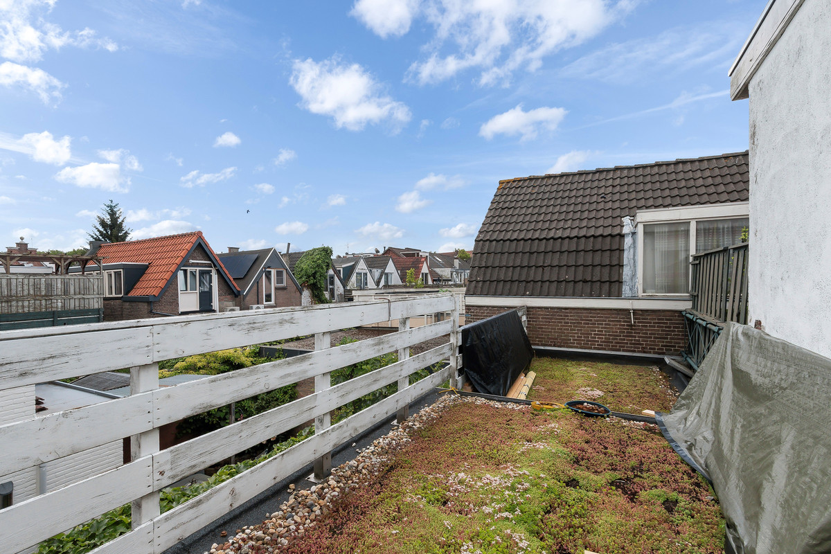 Tussenwoning te koop: Lombokstraat 13, Dordrecht