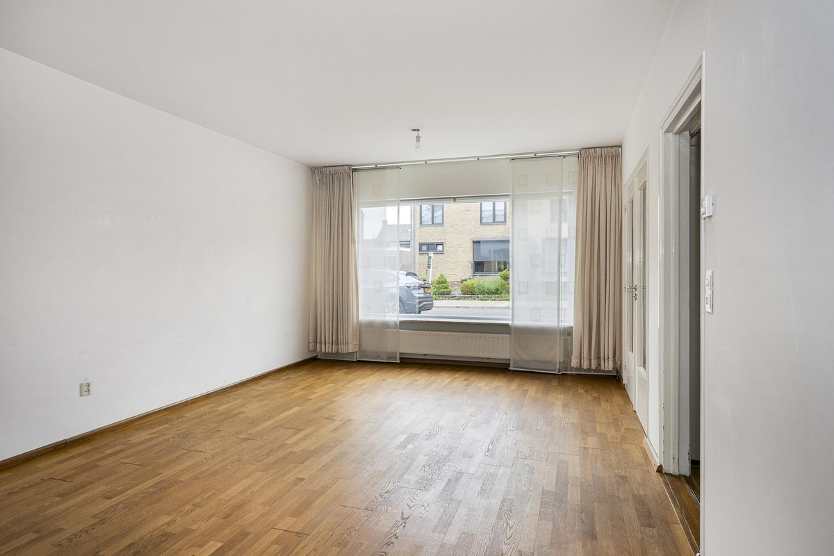 Twee-onder-één-kap te koop: Pastoor Verbeekstraat 17, Sittard