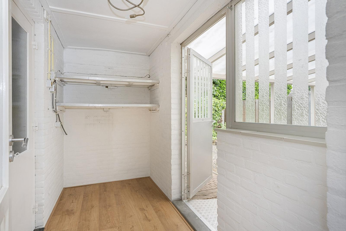 Twee-onder-één-kap te koop: Pastoor Verbeekstraat 17, Sittard