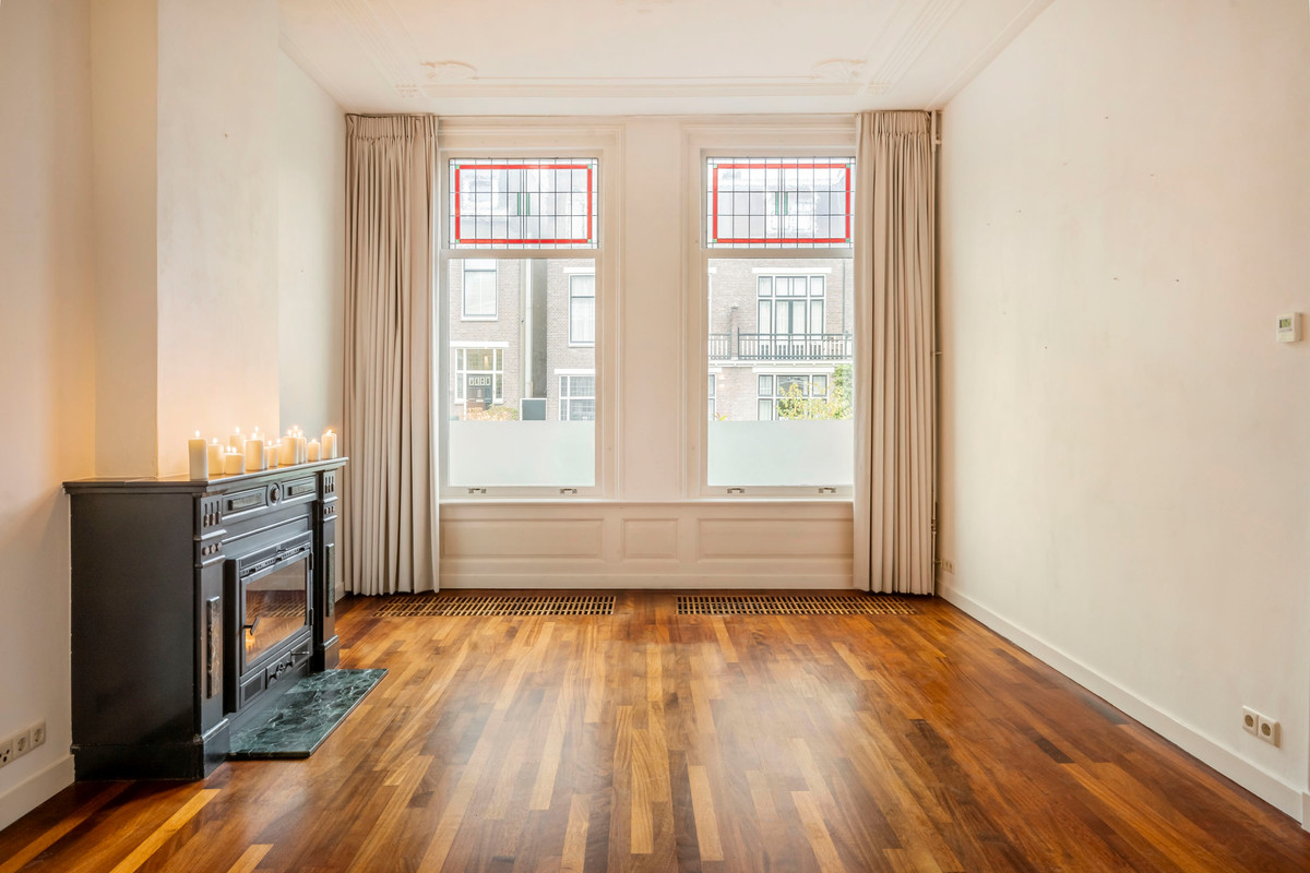 Hoekwoning te koop: Burgemeester Weertsstraat 63, Arnhem