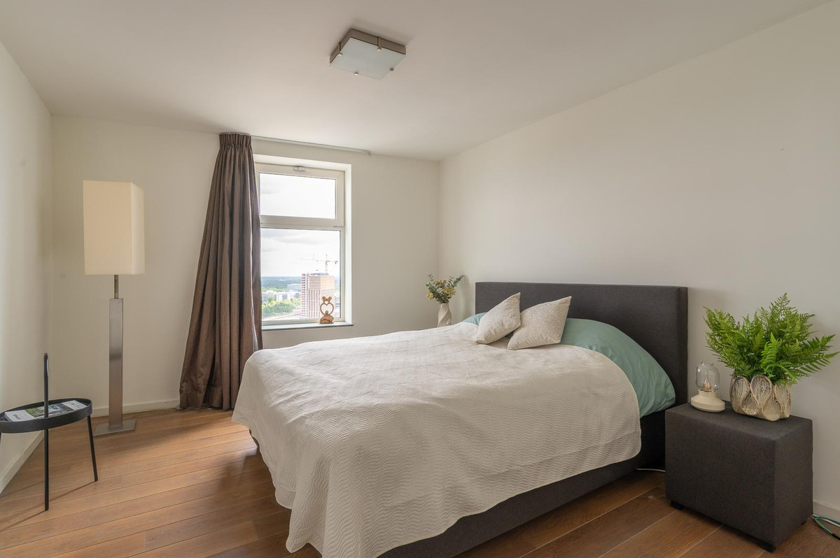 Appartement te koop: Emmasingel 31-217, Eindhoven