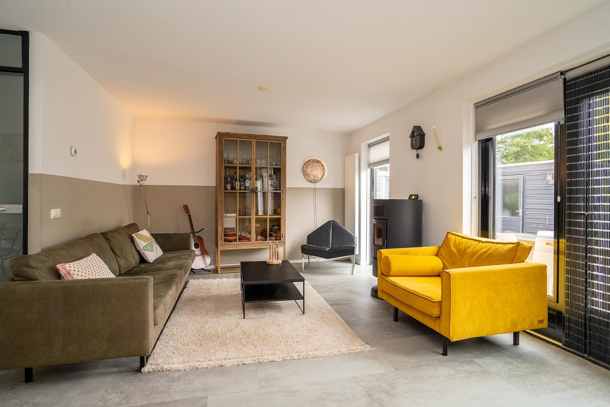 Hoekwoning te koop: Fonteinkruidlaan 33, Enschede