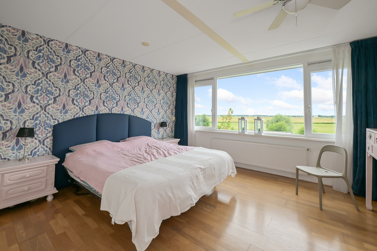 Hoekwoning te koop: Kemphaanstraat 2, Uitgeest