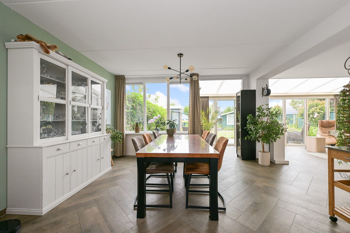 Hoekwoning te koop: Kemphaanstraat 2, Uitgeest