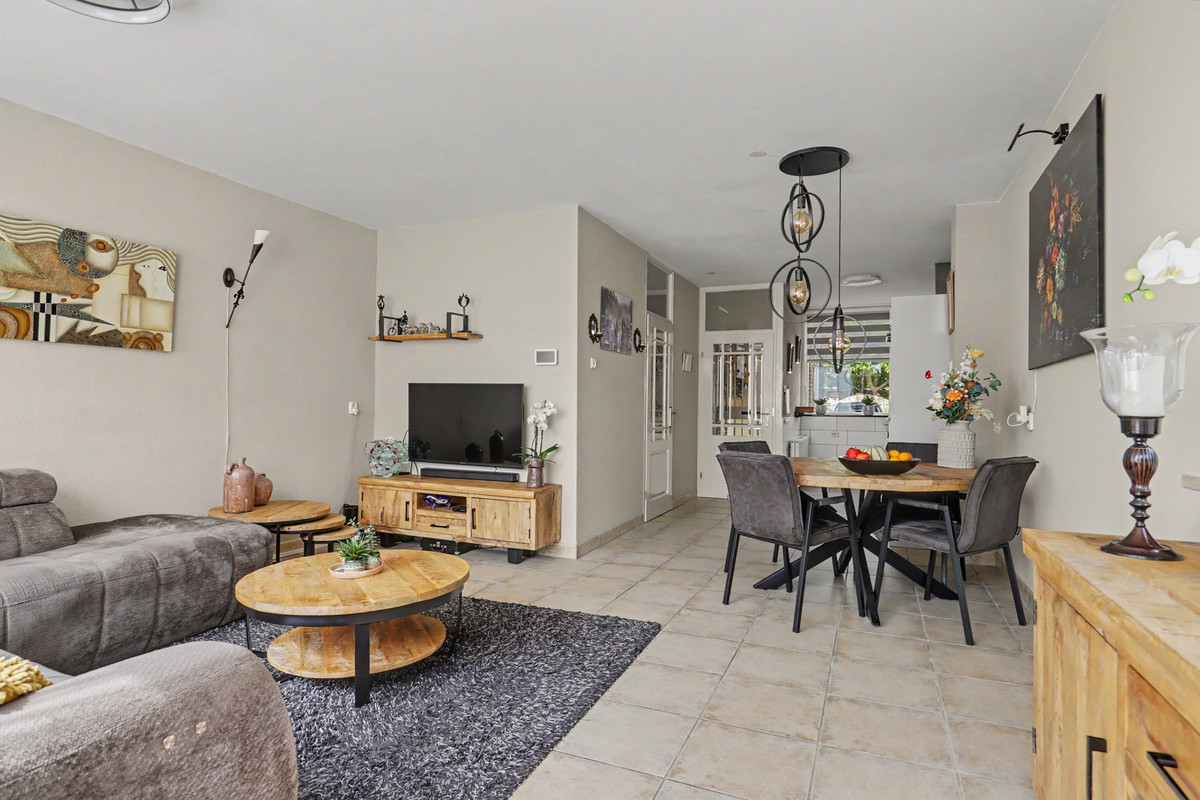 Hoekwoning te koop: Rietgansstraat 31, Strijen