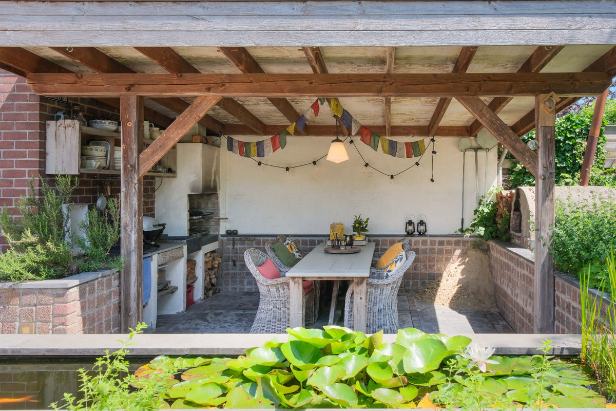 Tussenwoning te koop: Borg Ewsum 39, Almelo