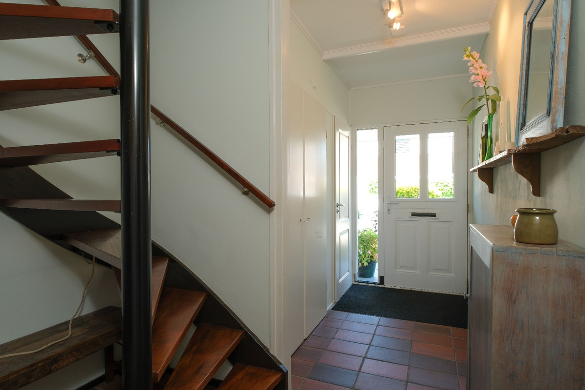 Tussenwoning te koop: Borg Ewsum 39, Almelo