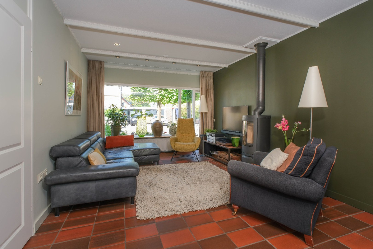 Tussenwoning te koop: Borg Ewsum 39, Almelo