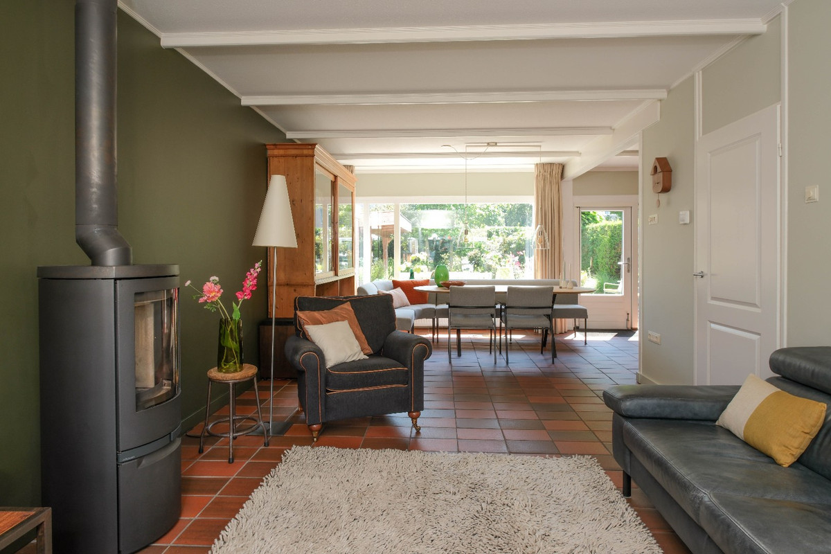 Tussenwoning te koop: Borg Ewsum 39, Almelo