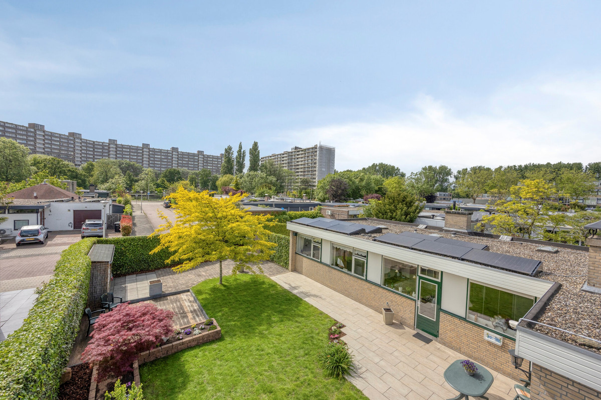 Vrijstaande woning te koop: Van Maerlantpark 1, Capelle Aan Den Ijssel