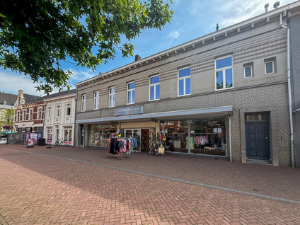 Bovenste Straat 5