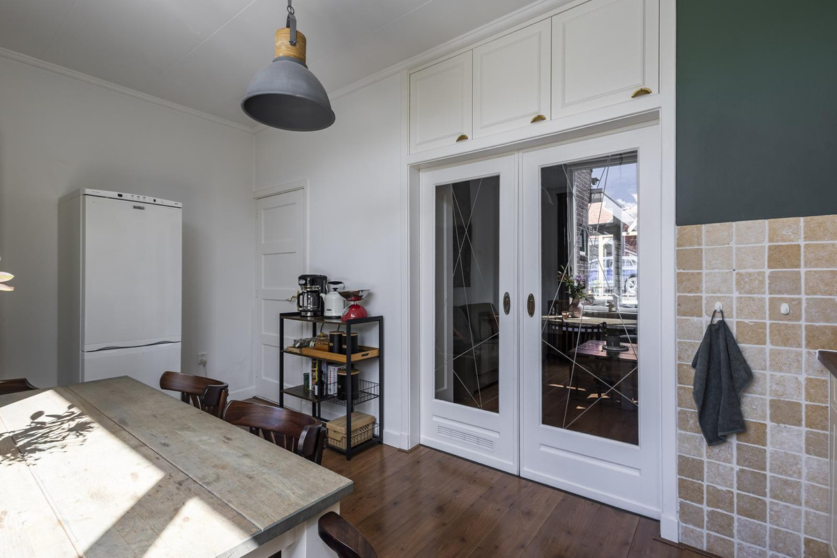 Tussenwoning te koop: Willemstraat 3, Hardinxveld-Giessendam