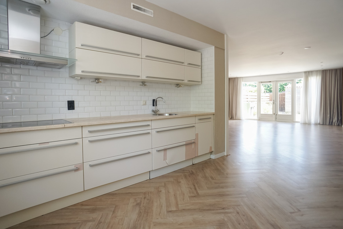 Tussenwoning te koop: Margaret Staalplantsoen 25, Heerhugowaard