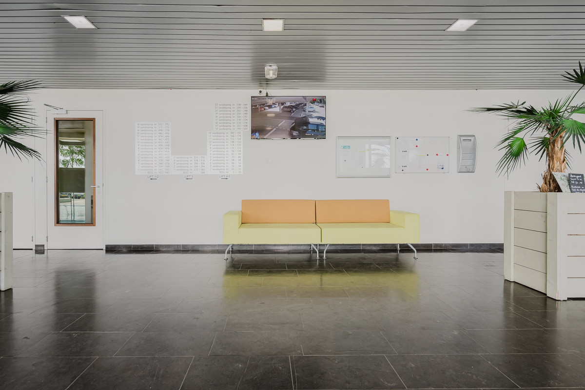 Appartement te koop: Hongerlandsedijk 292, Spijkenisse