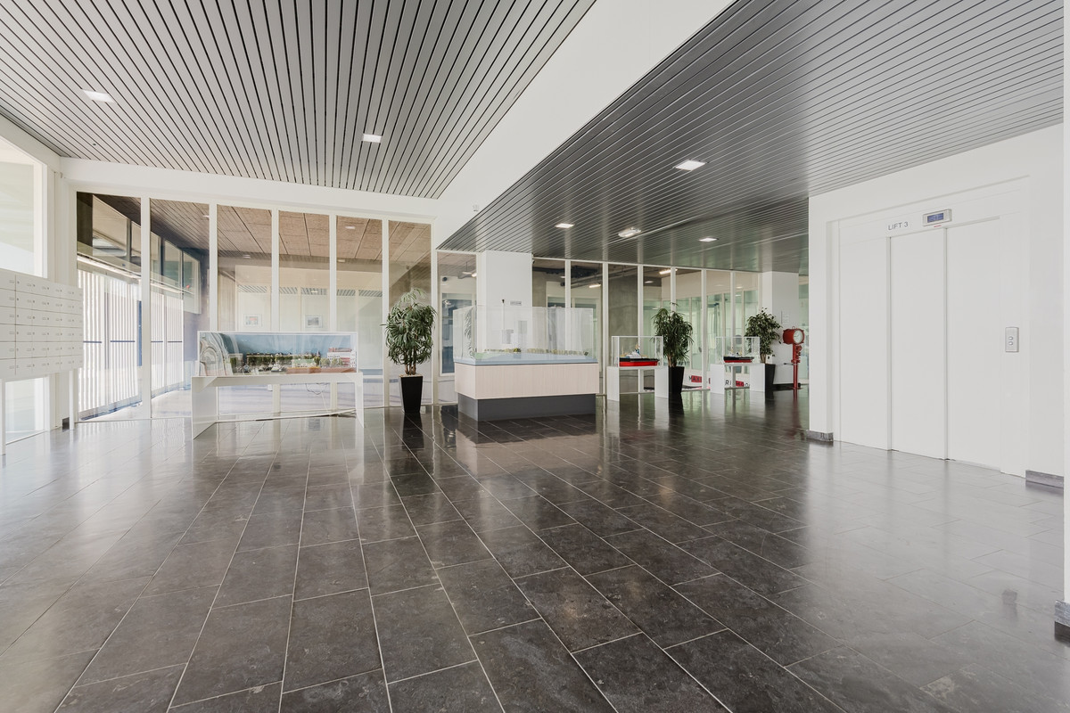 Appartement te koop: Hongerlandsedijk 292, Spijkenisse