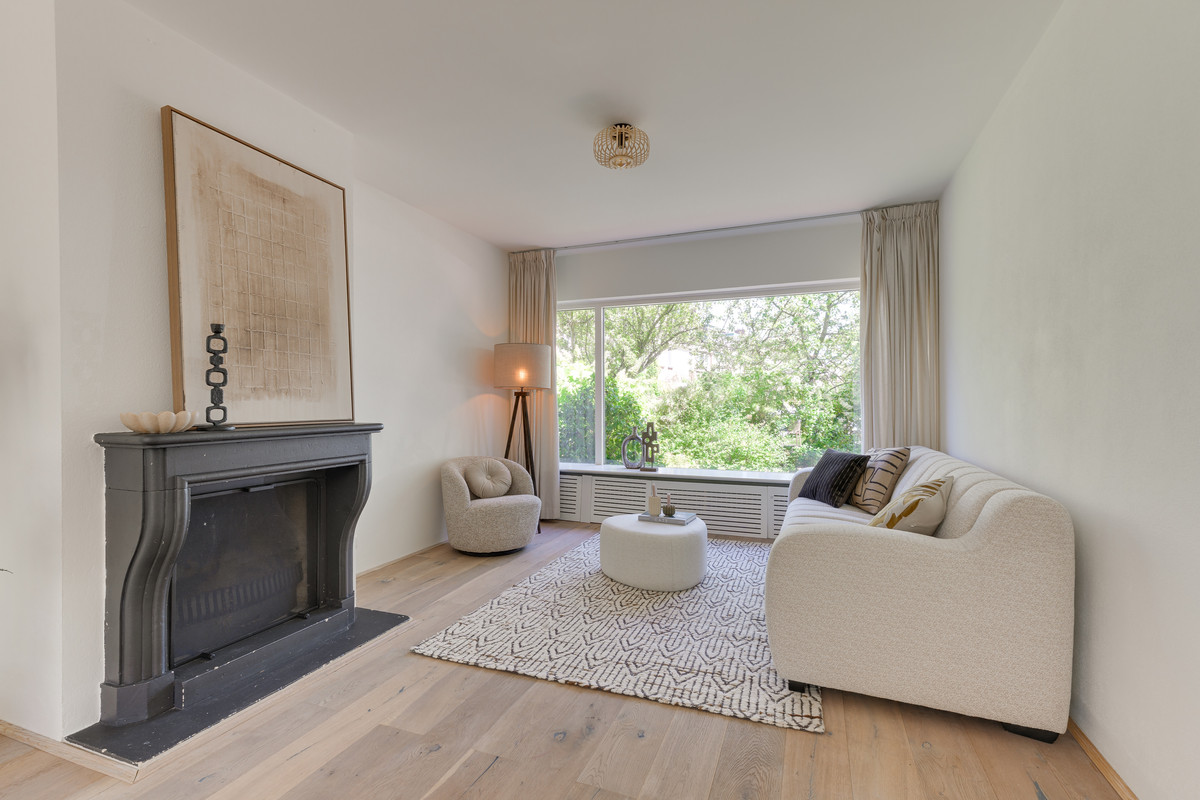 Tussenwoning te koop: Lekstraat 8, Leiden