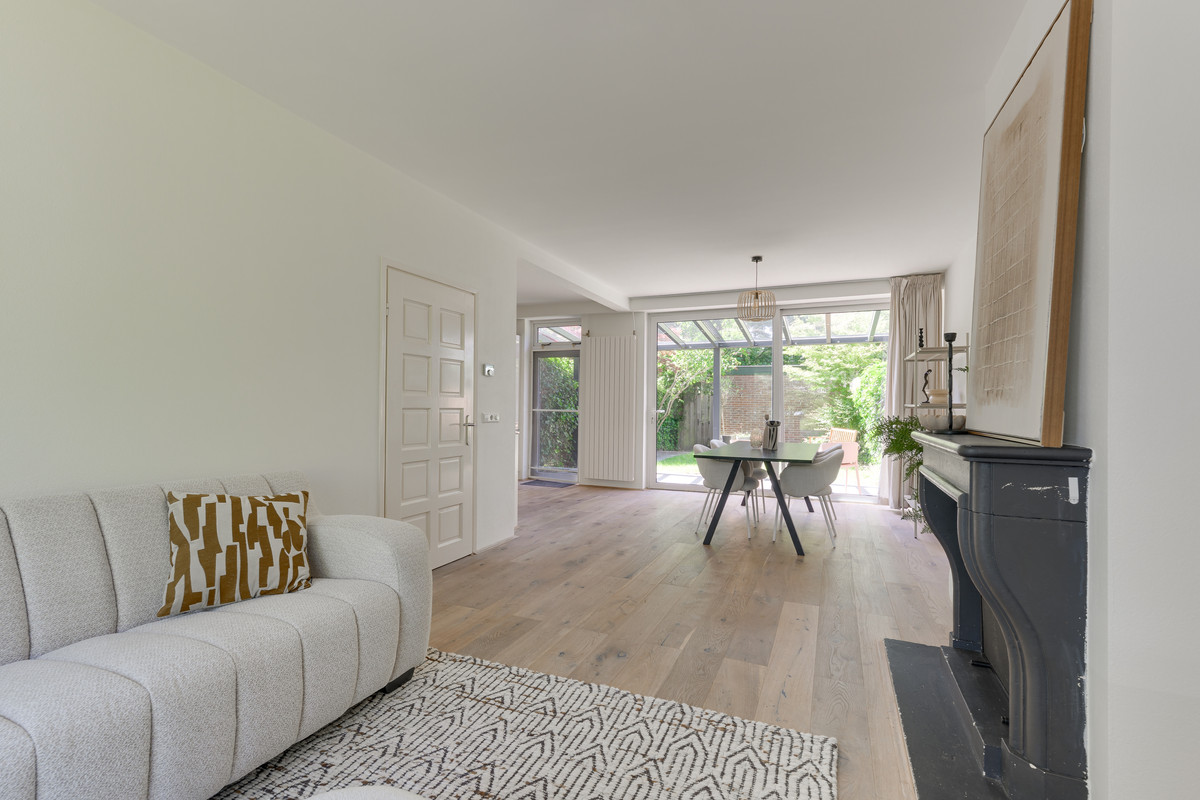 Tussenwoning te koop: Lekstraat 8, Leiden