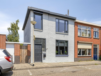 Pastoor Van Eekelenstraat 22