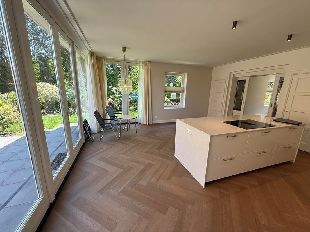 Hoekwoning te huur: Burgemeester van Damstraat 15, Duivendrecht