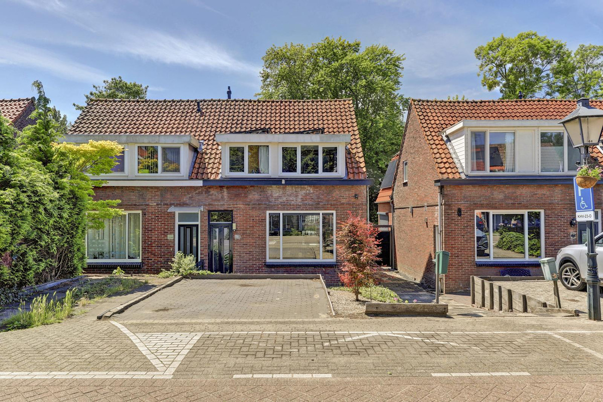 Twee-onder-één-kap te koop: Hordijk 180, Rotterdam