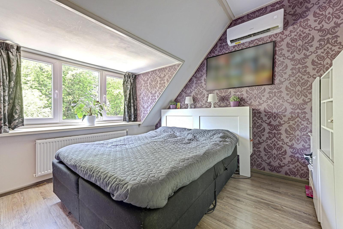 Twee-onder-één-kap te koop: Hordijk 180, Rotterdam