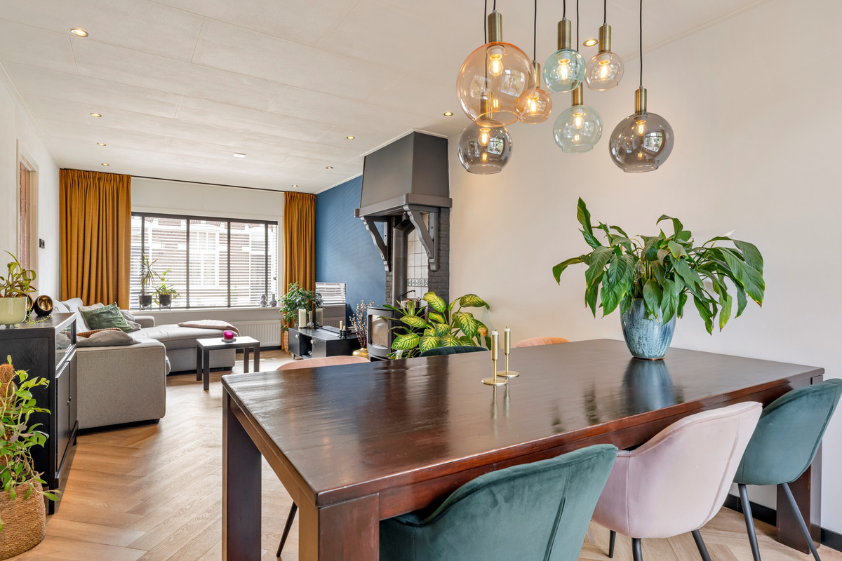 Tussenwoning te koop: Herstalsestraat 11, Tilburg