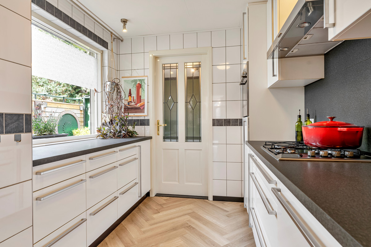 Tussenwoning te koop: Herstalsestraat 11, Tilburg