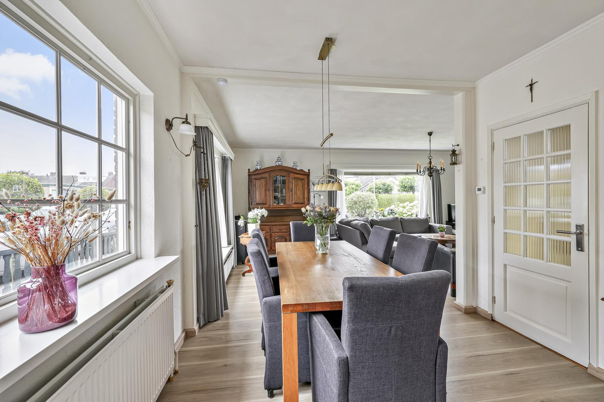 Twee-onder-één-kap te koop: Irenestraat 12, Huissen