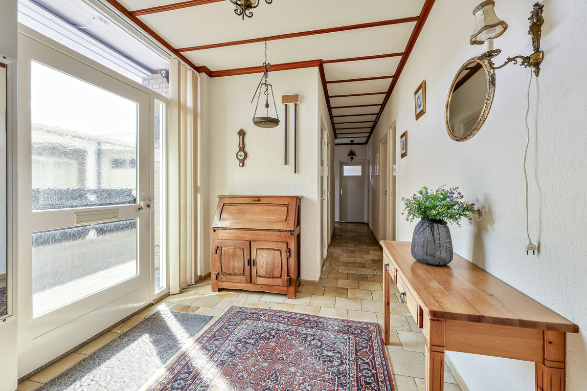 Twee-onder-één-kap te koop: Irenestraat 12, Huissen