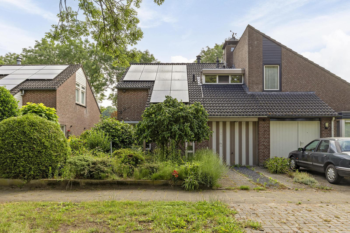 Twee-onder-één-kap te koop: Braakstraat 100, Oss